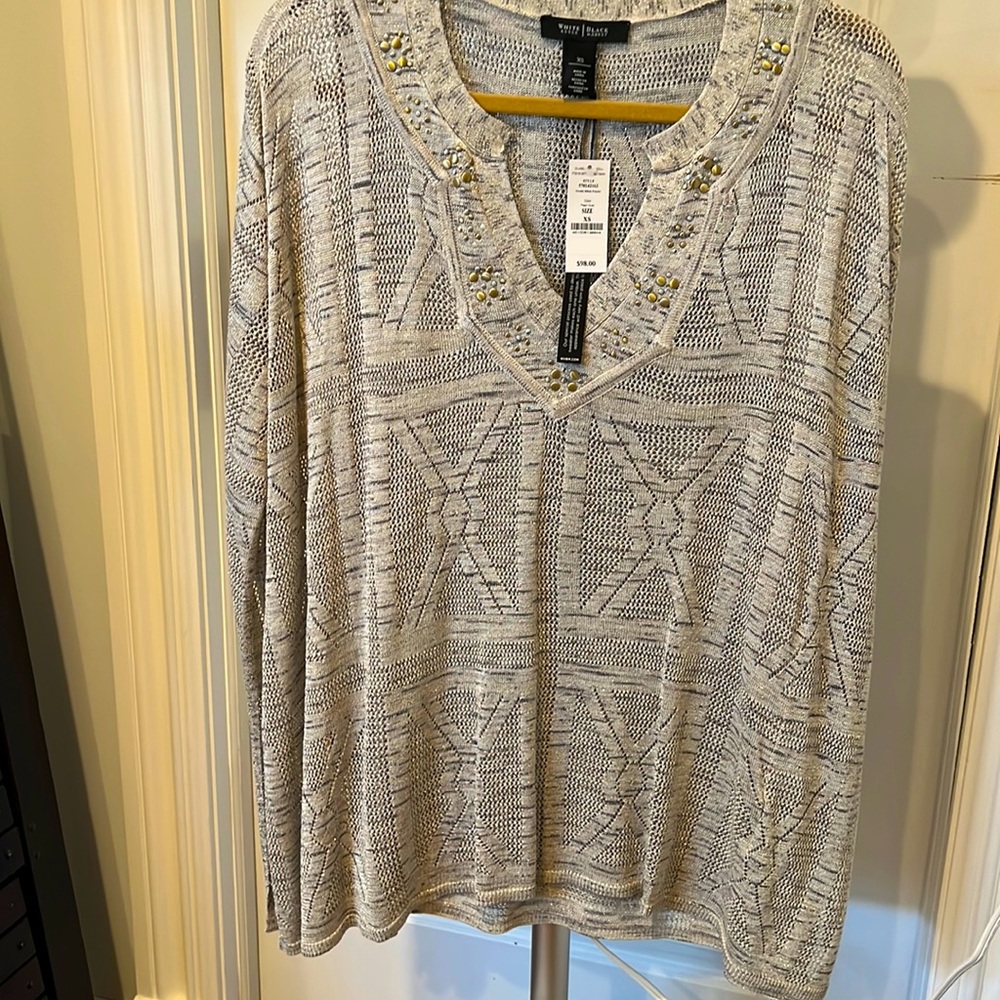 NWT WHBM NOVELTY STITCH PONCHO IN DUST PEARL
